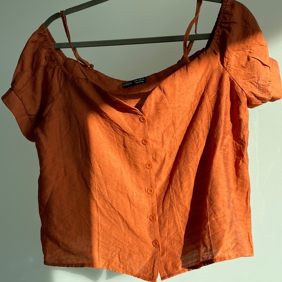 Burnt orange top Size M NWOT - Picture 3 of 9